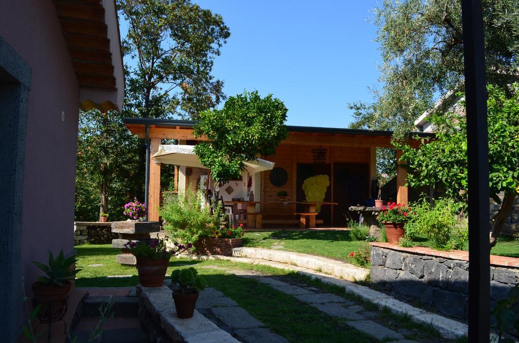 Le Case Di Bacco Santa Venerina Pokój zdjęcie